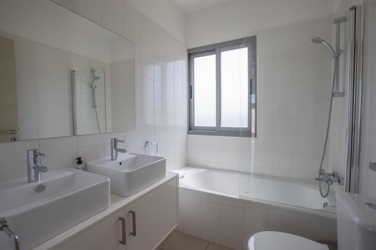 Esprit Villa 30 Polis Luaran gambar